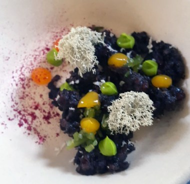 Suolattua hirveä Restoran Ö