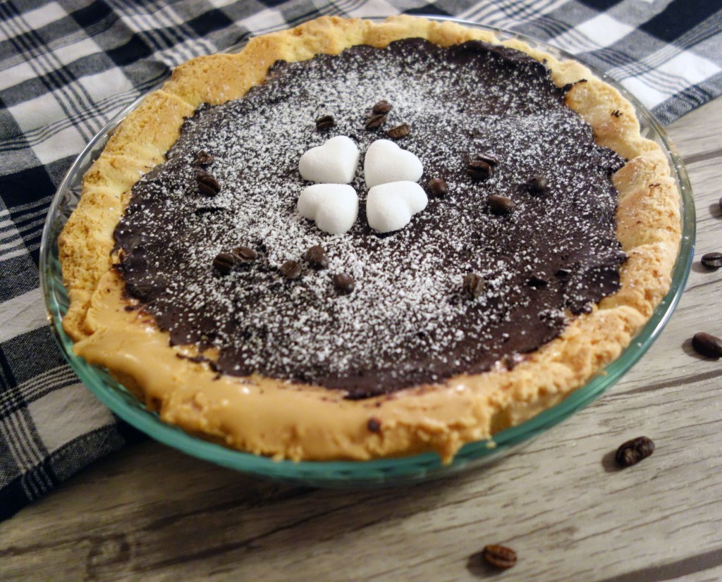 Gluteeniton Kahvisuklaa-Fudgepiiras